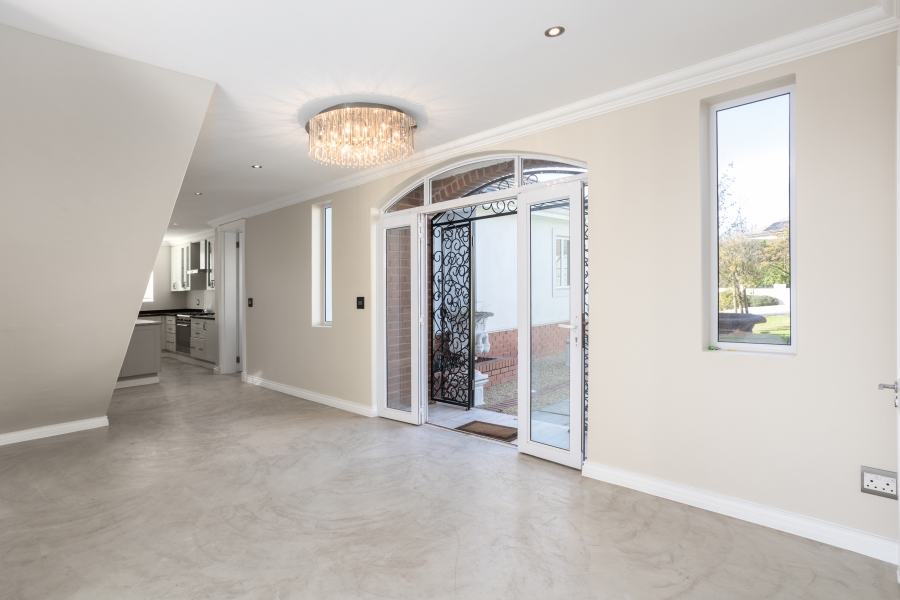 4 Bedroom Property for Sale in Val De Vie Estate Western Cape